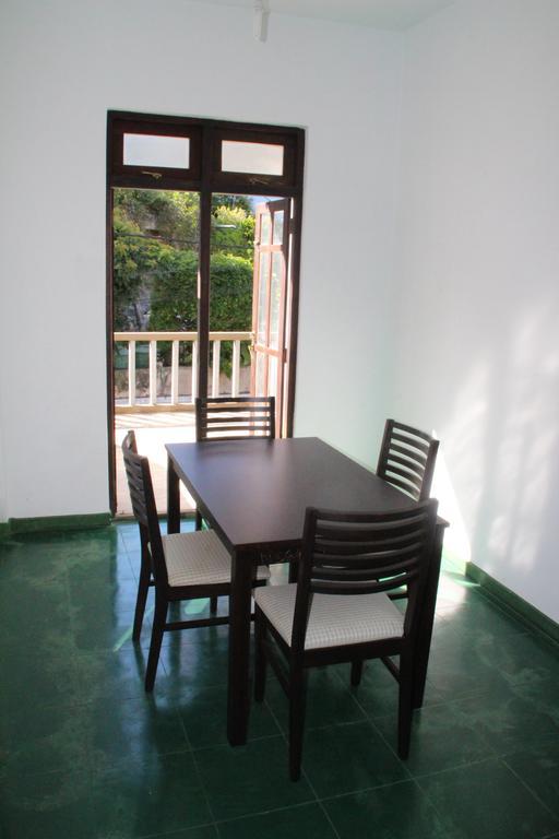 Self Cate Luxury Apartments Tennekumbura Habitación foto